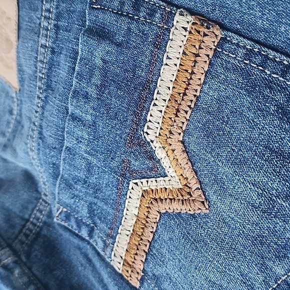 LL Cool J blue jeans - Picture 6 of 6